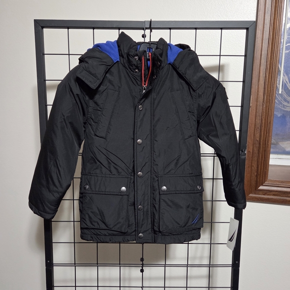 NWT Nautica Boys Winter Jacket With Hood Size Small (4)